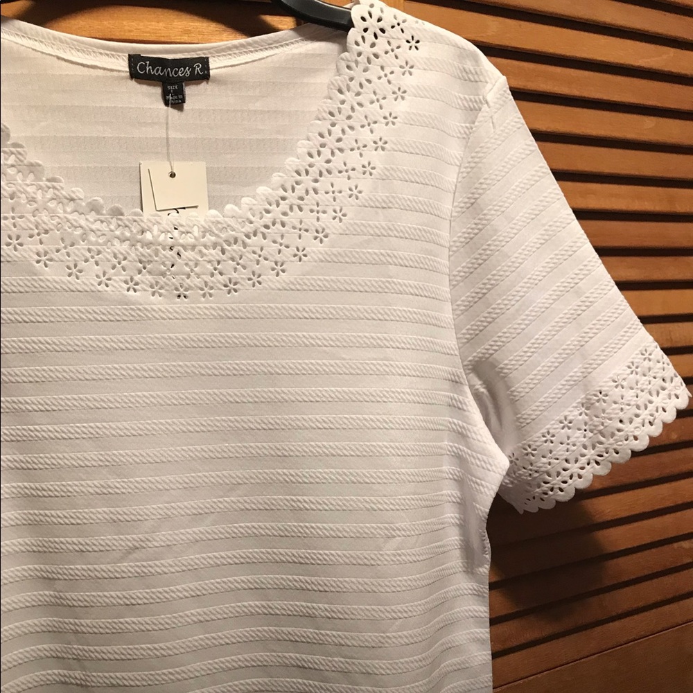 Chances R. White with Raised Stripes - Picture 6 of 8